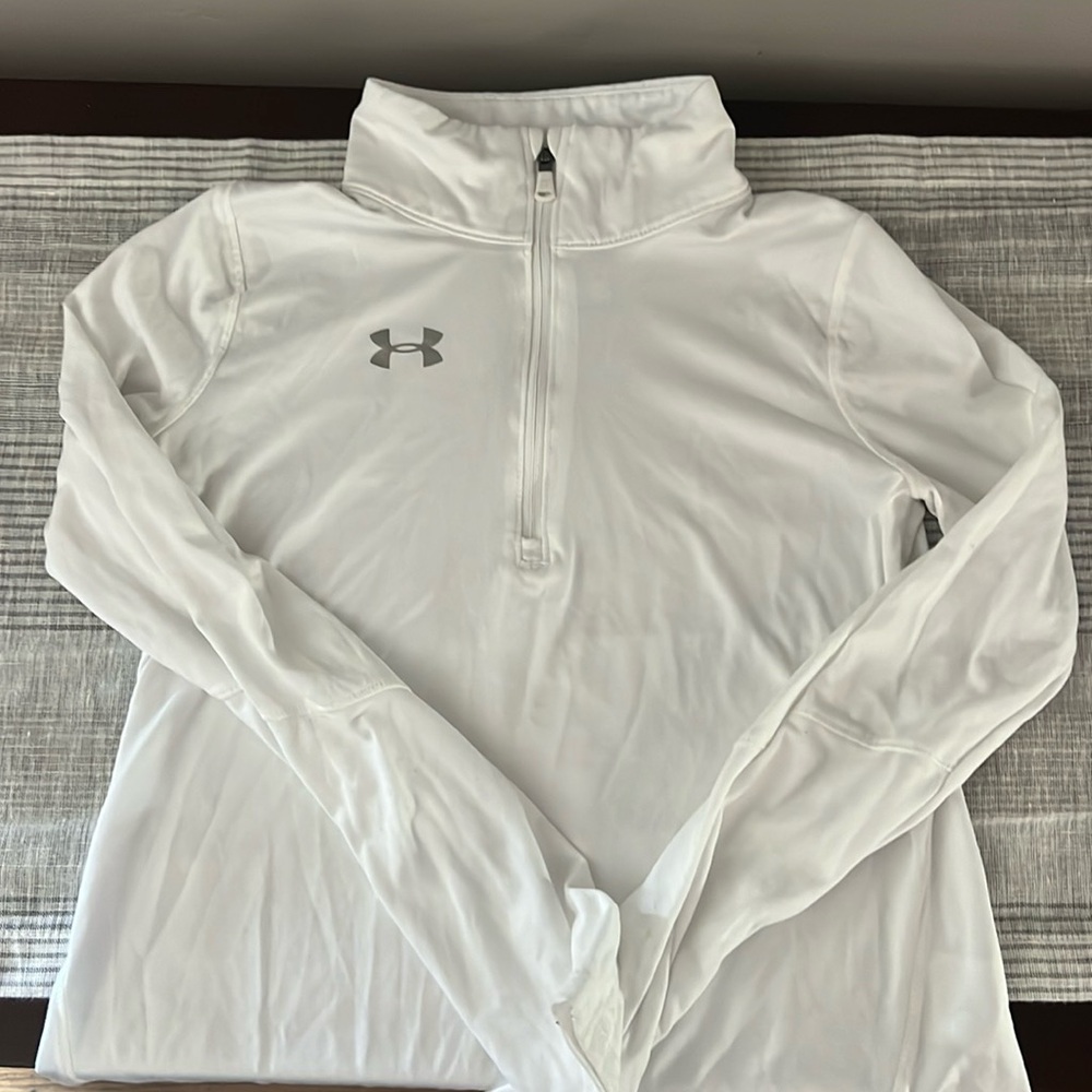 Under Armor white 3/4 zip long sleeve pullover.